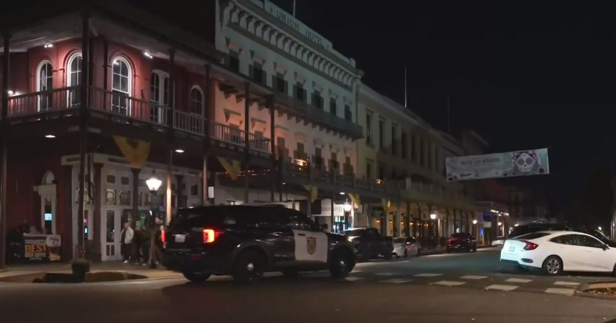 Old Sacramento police presence ramping up for holiday season Old Sacramento police presence ramping up for holiday season