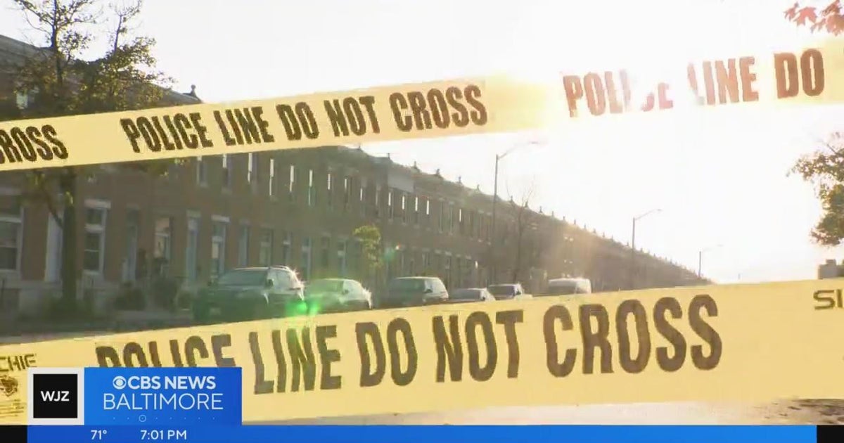 Man shot and killed after police say he pointed gun at officers in ...