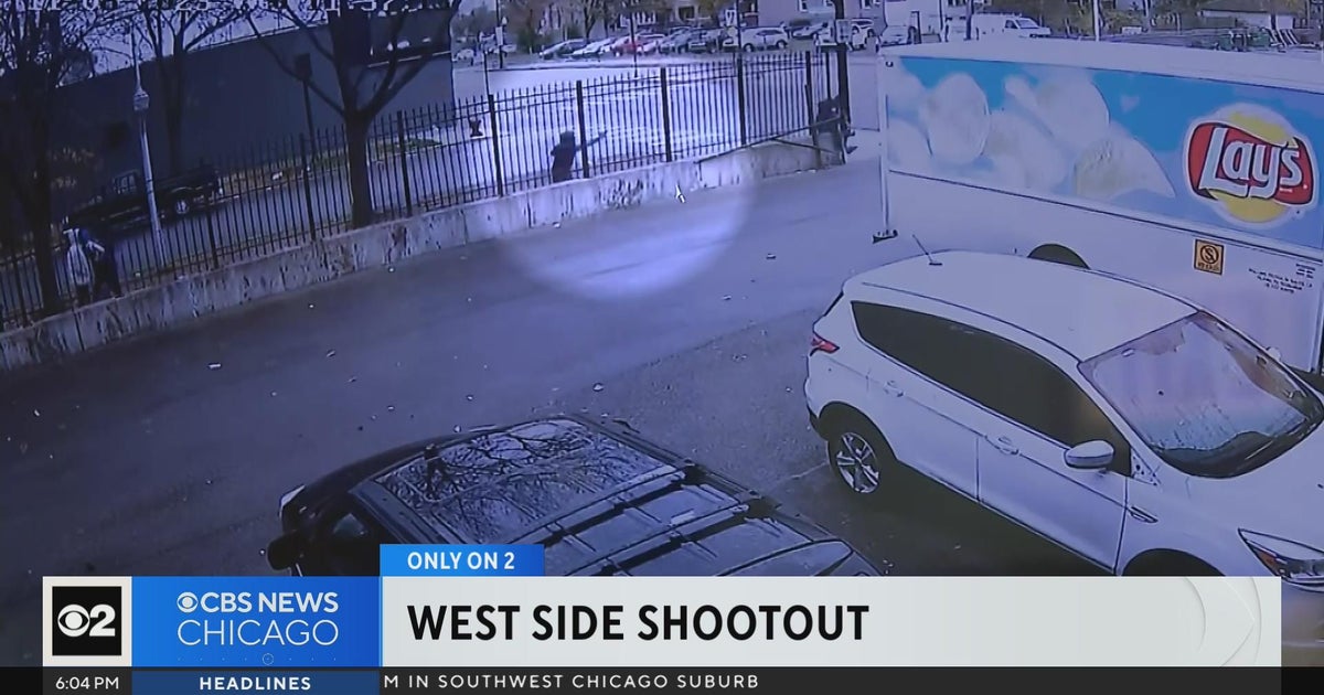Man killed, another hurt after Chicago shooting in broad daylight - CBS ...