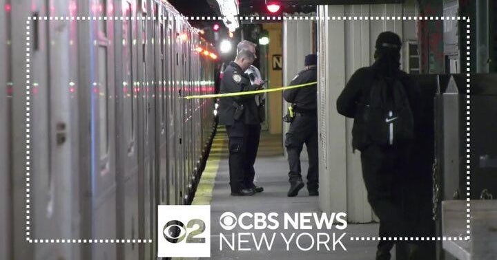 Suspect in custody in stabbing of 3 people on 4 train in Brooklyn - CBS ...