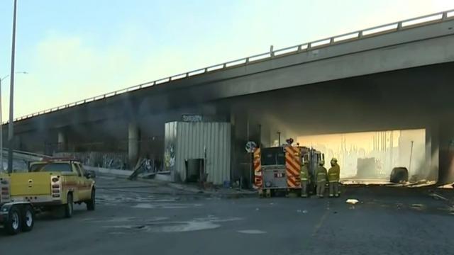 cbsn-fusion-i-10-remains-closed-after-destructive-pallet-yard-fire-in-downtown-los-angeles-thumbnail-2447935-640x360.jpg 