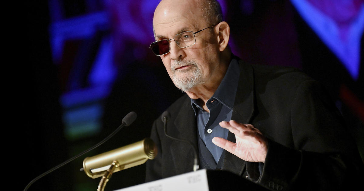 Salman Rushdie gets first-ever Lifetime Disturbing the Peace Award after word was suppressed for his safety