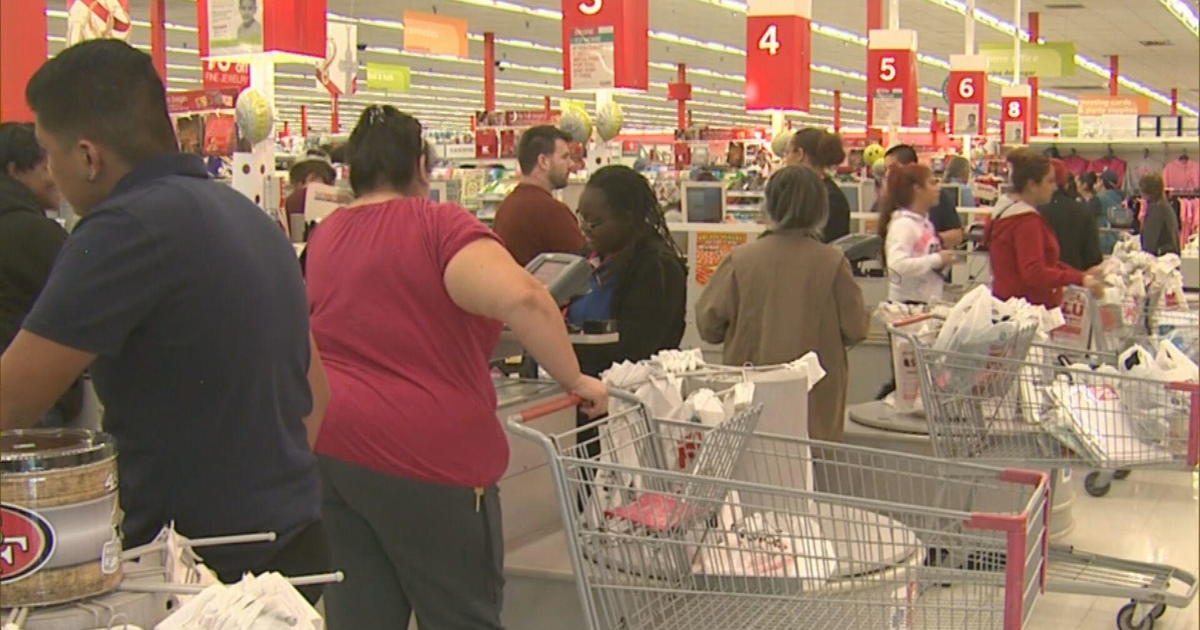 Retailers Boost Their Offerings to Compete for Seasonal Workers 