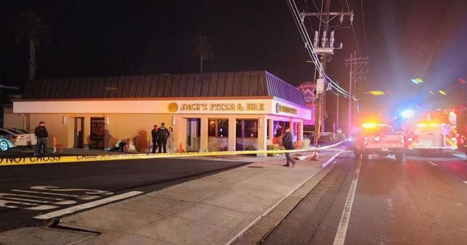 4 people injured after vehicle crashed into Manteca pizza shop
