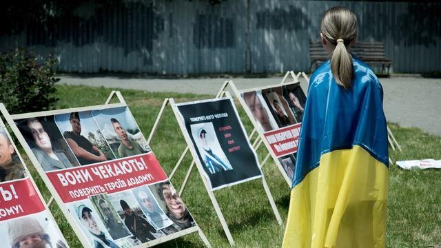 cbsn-fusion-thousands-of-ukrainian-children-taken-to-russia-for-re-education-research-group-says-thumbnail-2466227-640x360.jpg 
