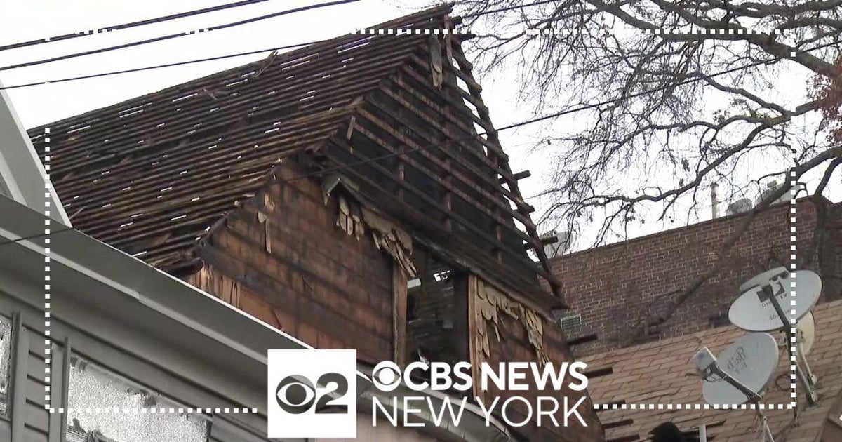 Man dies after fire tears through Bronx home - CBS New York