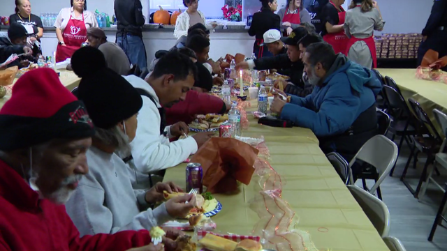 englewood-migrants-thanksgiving.png 