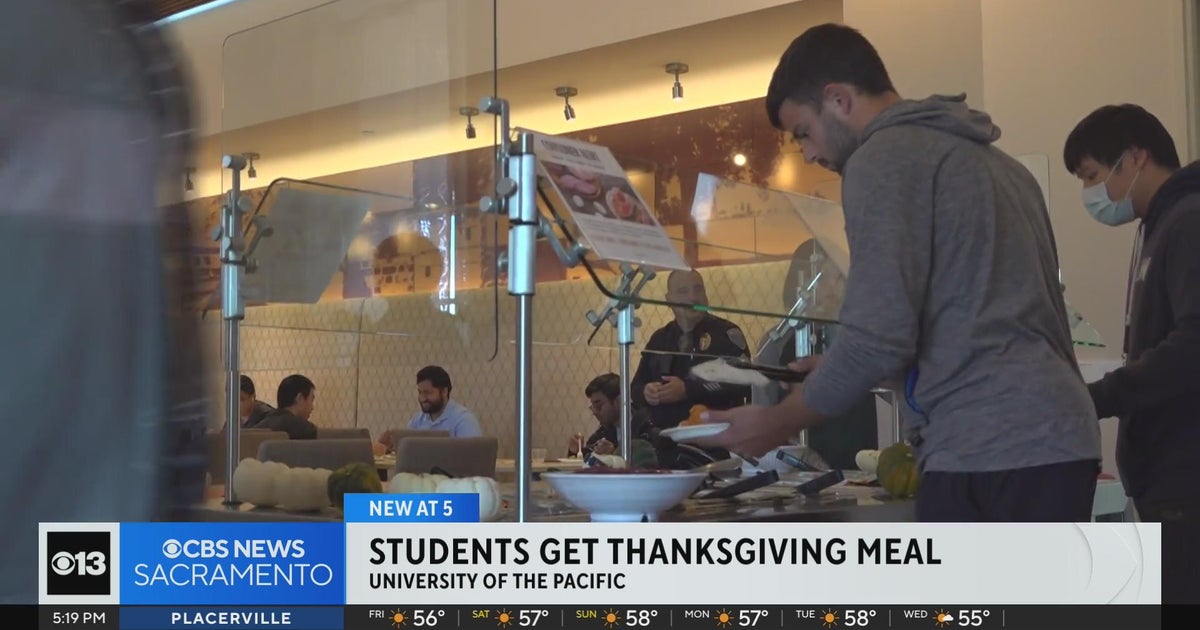 University of the Pacific serves warm Thanksgiving dinner for students unable to go home