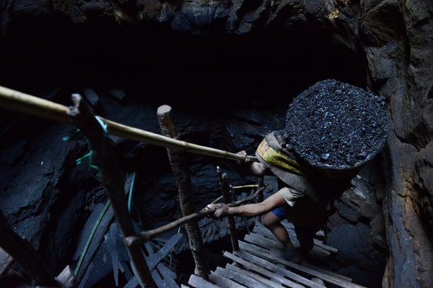 INDIA-MINING-LABOUR 