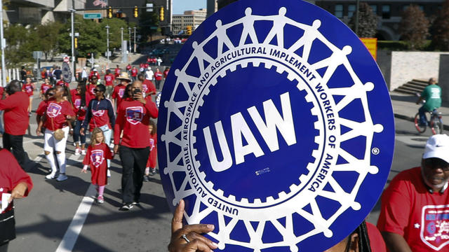  
United Auto Workers reaches deal with Daimler Truck, averting potential strike 
The union struck a four-year agreement with the German company on Friday evening, just before the expiration of the previous contract. 
14M ago