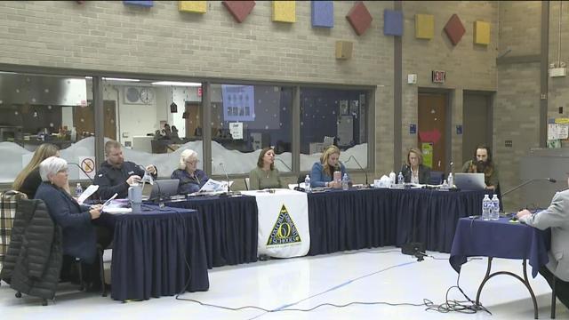 Oxford school board faces calls for resignation amid superintendent search 