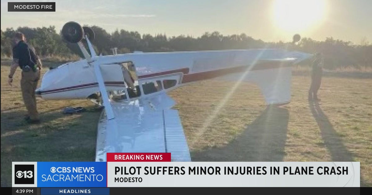 Pilot OK after small plane crashes at Modesto airport