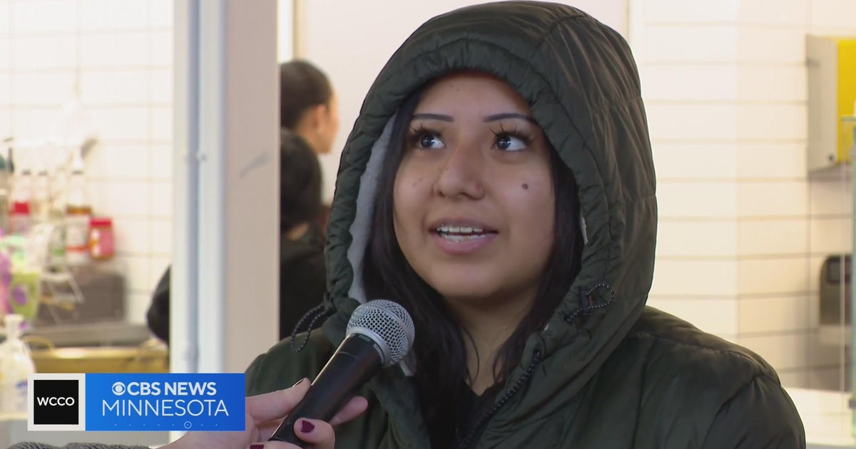 u-of-m-students-dinkytown-workers-frustrated-with-crime-cbs-minnesota