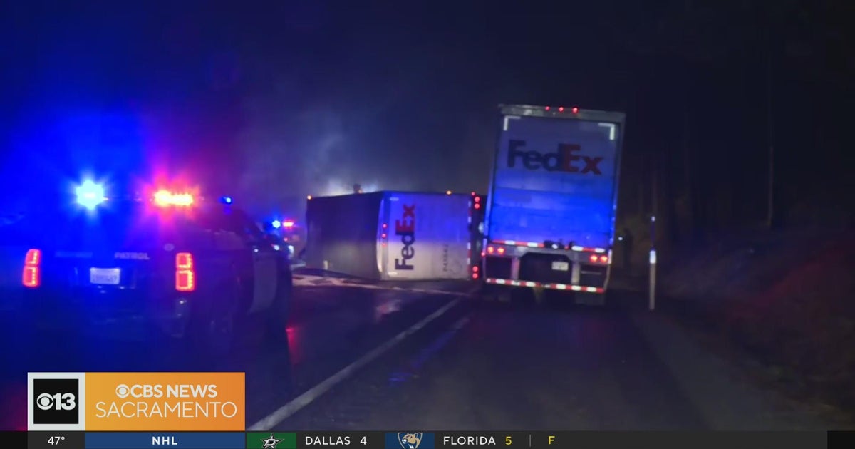 FedEx truck crash causes I-80 closure in Sierra