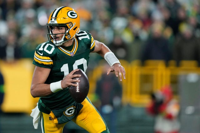 Green Bay Packers Vs Carolina Panthers Football Nfl Livestream (Mon, Dec 25, 2023)