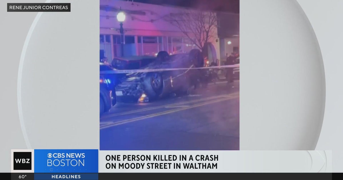 1 dead, 2 injured in car crash in Waltham - CBS Boston