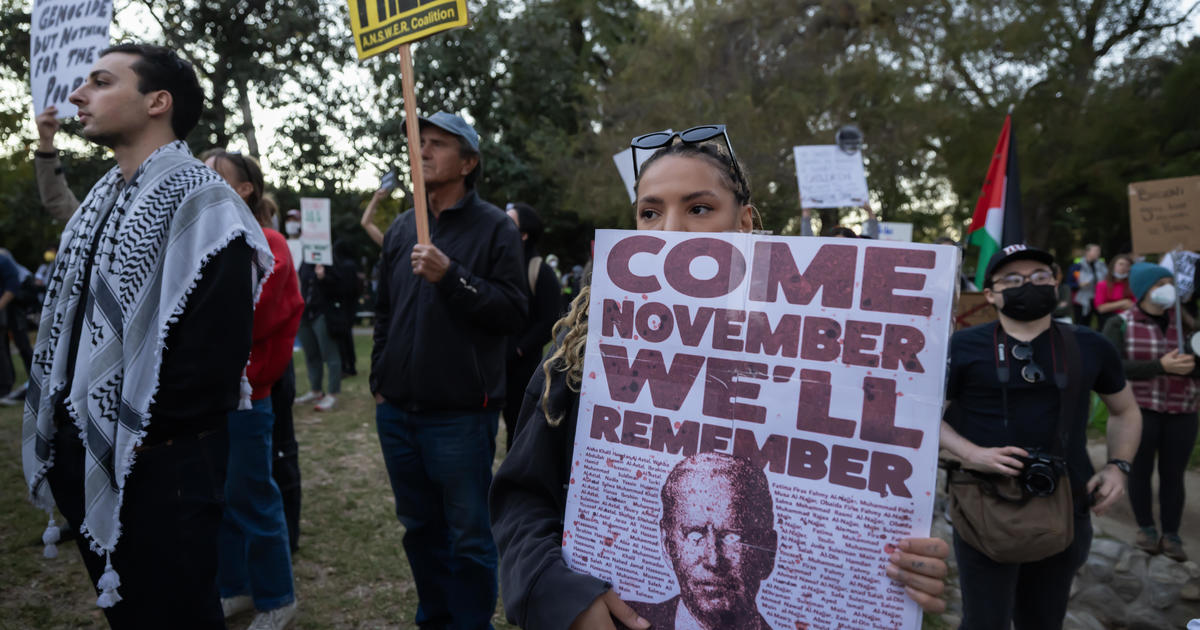 Biden's fundraisers bring protests, a few celebrities, and anxiety for 2024 election