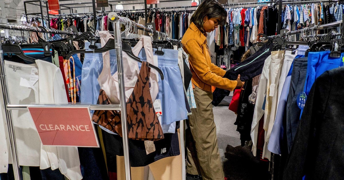 US merchants see robust start off to the getaway buying season US merchants see robust start off to the getaway buying season