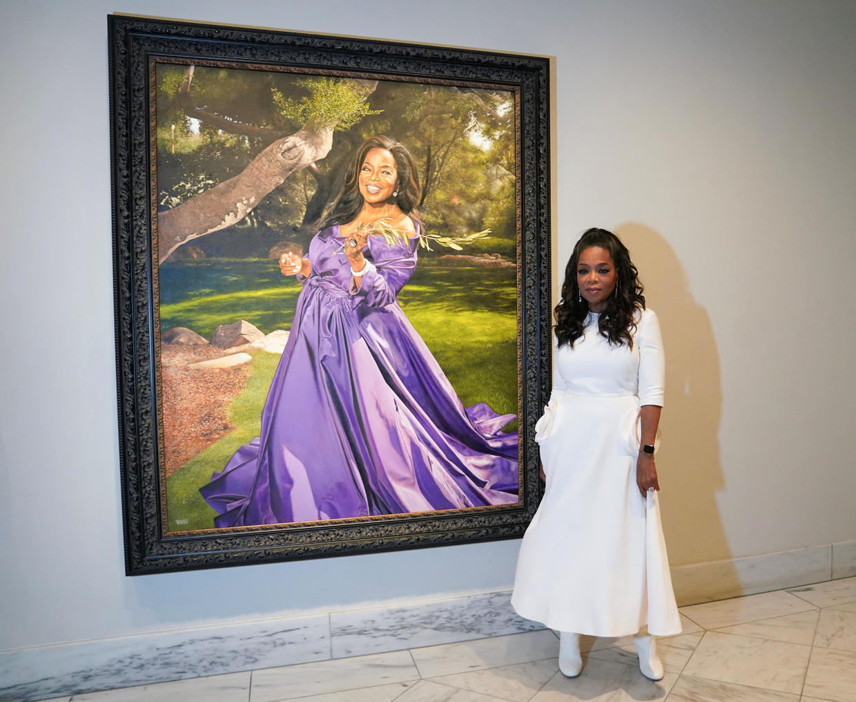 Oprah Winfrey portrait revealed at National Portrait Gallery - Planet