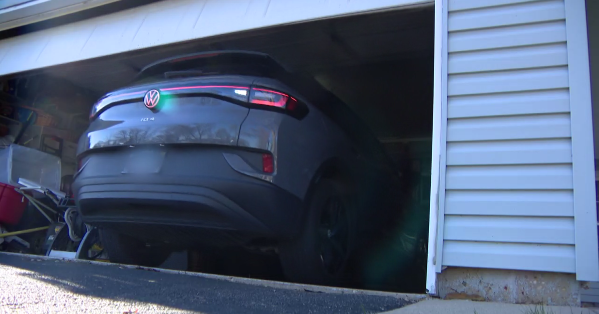 Illinois offers rebates for electric vehicle purchases, but many