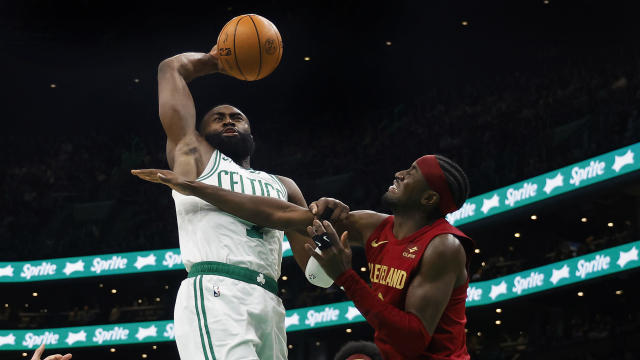Cleveland Cavaliers v Boston Celtics 