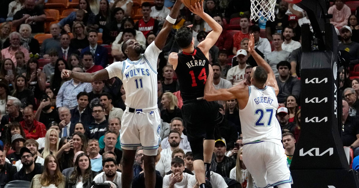 Wolves rally from 17 down to conquer Heat 112-108 Wolves rally from 17 down to conquer Heat 112-108