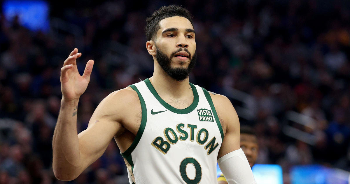 Jayson Tatum sprains ankle in loss to Warriors, but not using it as an  excuse - CBS Boston