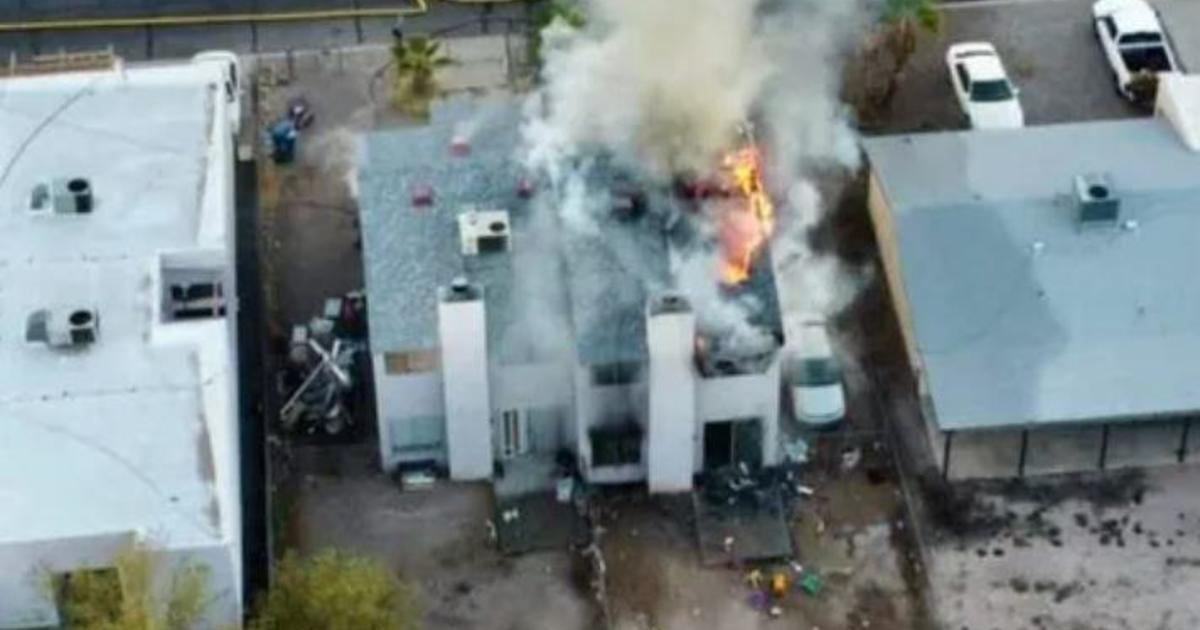 Neighbors describe frantic effort to enter burning Arizona home where 5 kids died: "Screaming at the tops of our lungs"