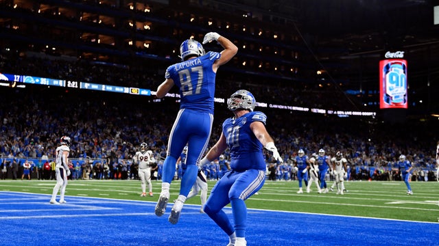 Broncos Lions Football