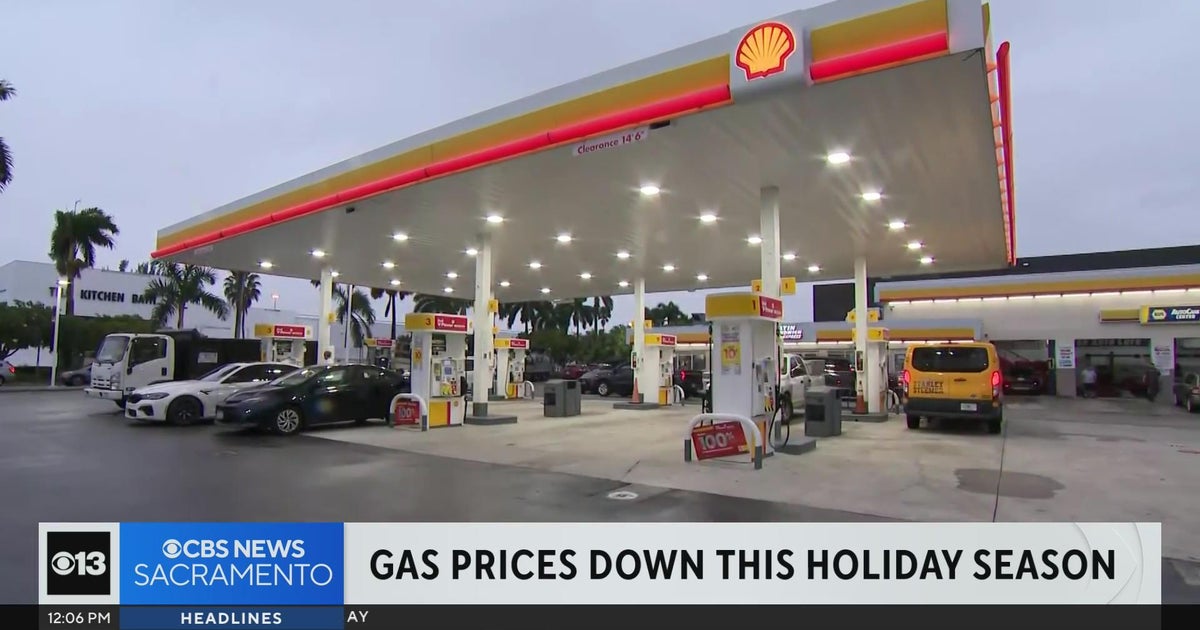 Gas prices down this holiday season