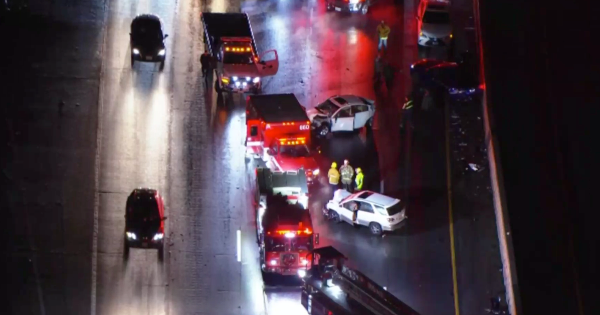 At least one hospitalized after multi-car crash on 101 Freeway in ...