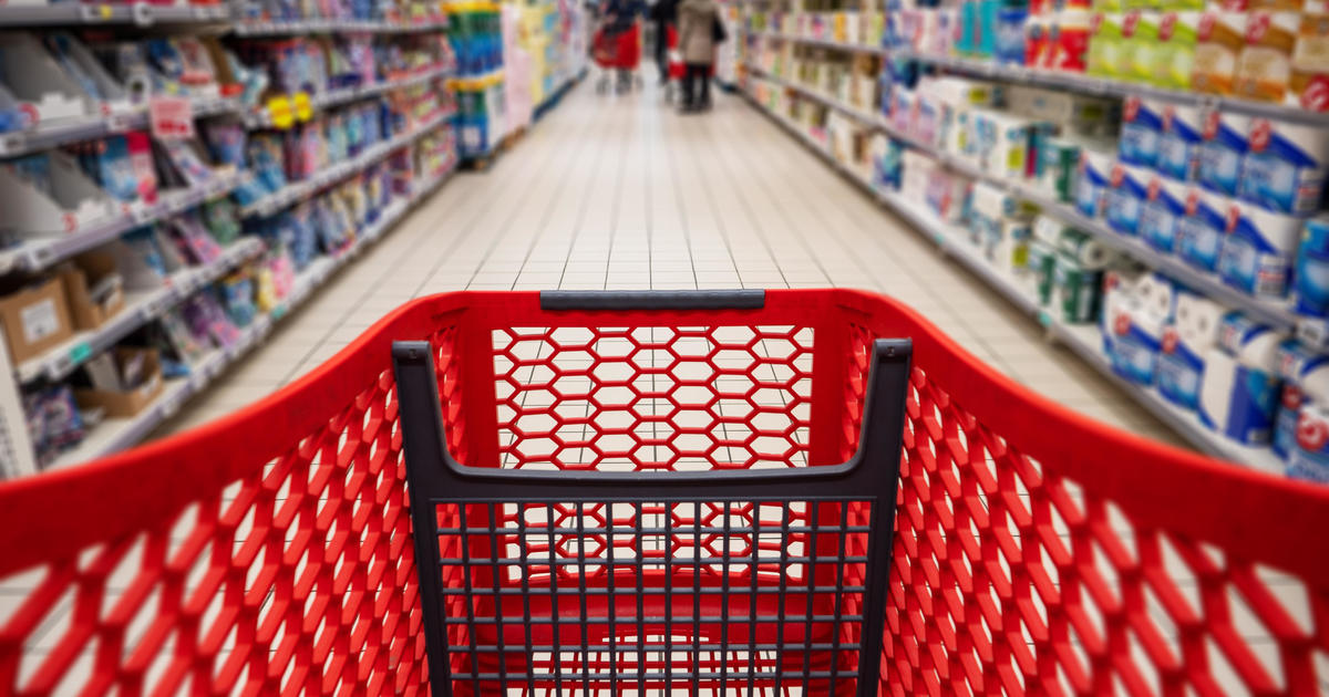 Празничен подарък за потребителите: Инфлацията спада за първи път от април 2020 г.