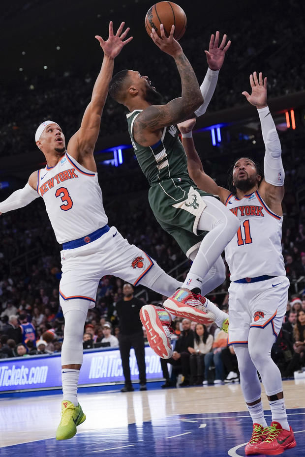 Bucks Knicks Basketball 