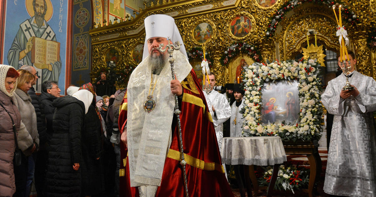 Украинските православни християни присъстваха на службите в неделя когато страната