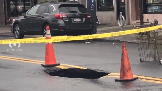 sinkhole.jpg 