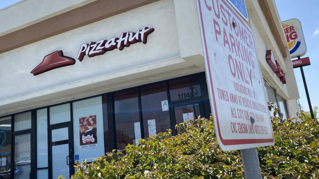 pizza-hut-california.png 