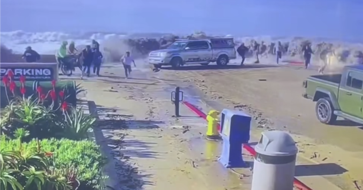 See the massive rogue wave that crashed into Ventura, California, sending 8 people to the hospital
