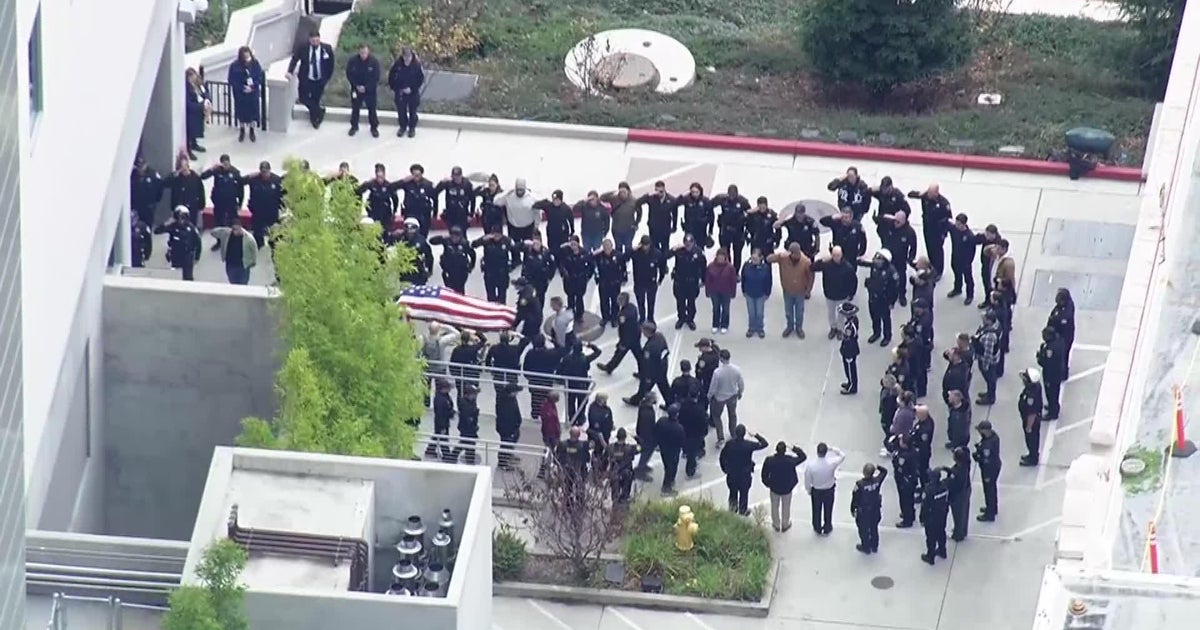 Raw video Fallen Oakland police officer procession from hospital to