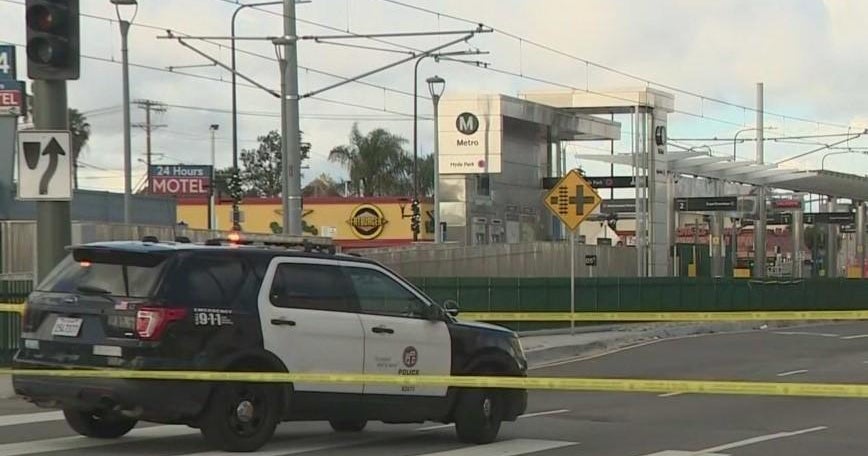 Shooting near Metro platform in Hyde Park leaves one man dead - CBS Los ...