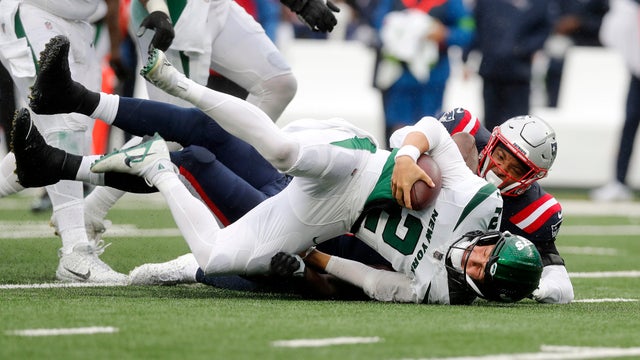 New England Patriots v New York Jets 