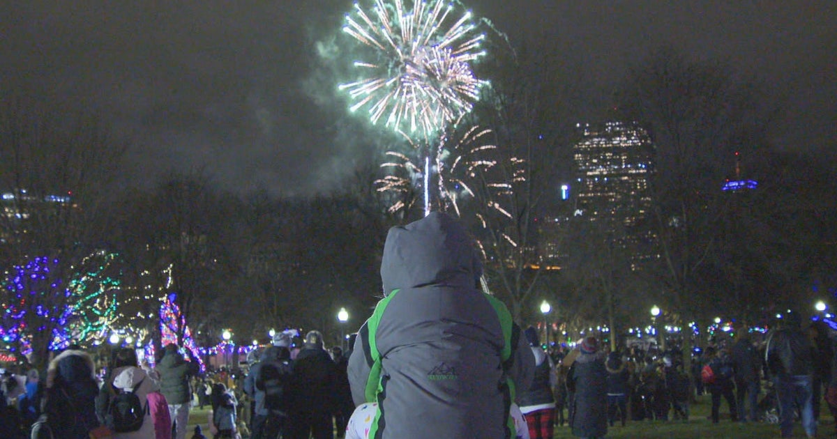 "Gran participación"; Boston recibe el año 2024 con las celebraciones