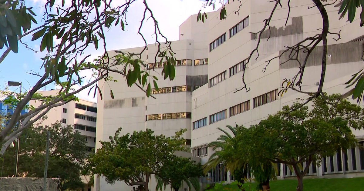 Granddaughter arrested, charged in murder of elderly Fort Lauderdale couple Granddaughter arrested, charged in murder of elderly Fort Lauderdale couple