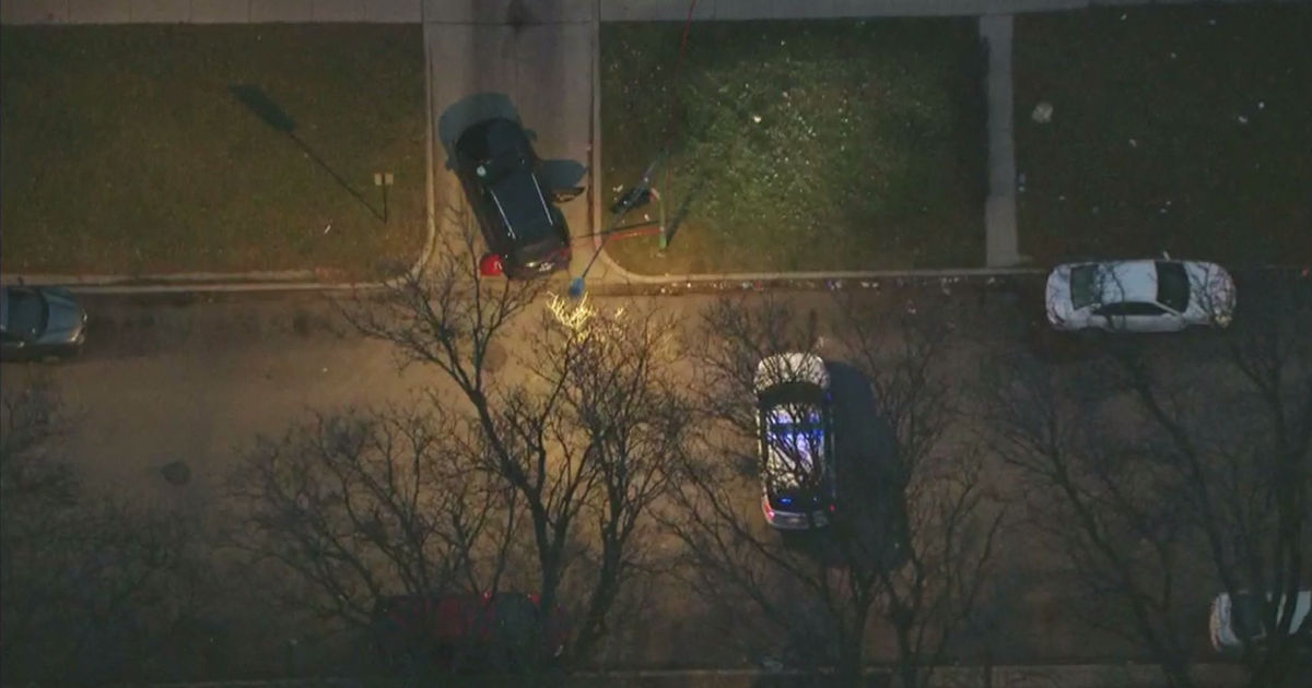 Man critically wounded in South Side Chicago shooting - CBS Chicago