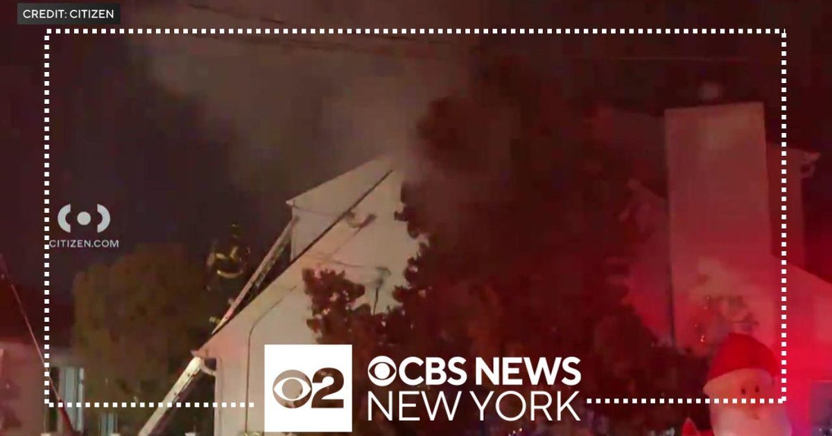 7-year-old girl killed in Staten Island house fire - CBS New York