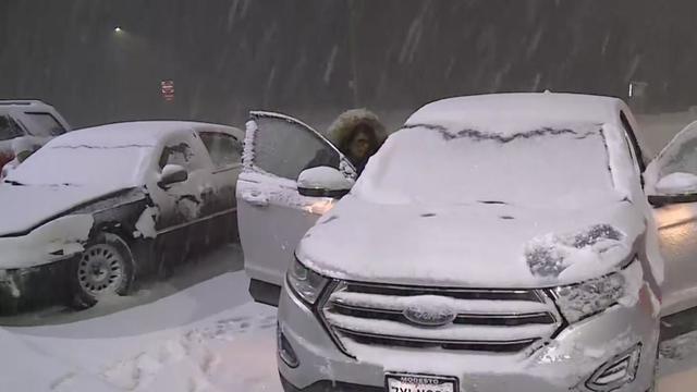 snow-on-cars-sierra.jpg 