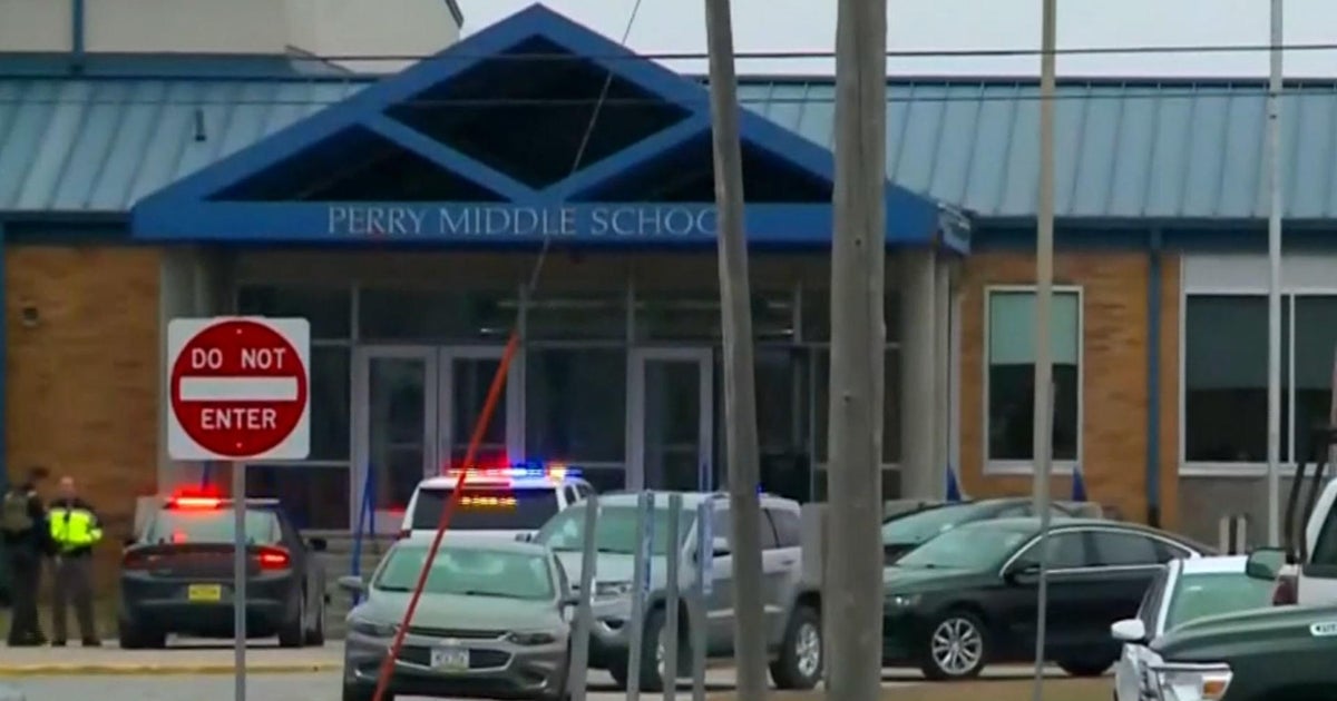 1 killed, 5 injured in Iowa school shooting - CBS News