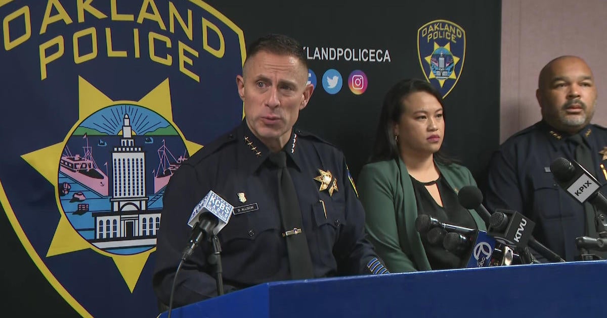 Raw Oakland Police Announce Arrested Suspect Being Charged In Slaying