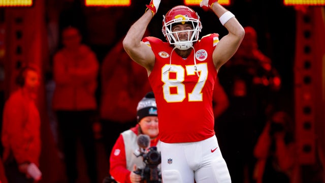 travis-kelce-87-1.jpg 