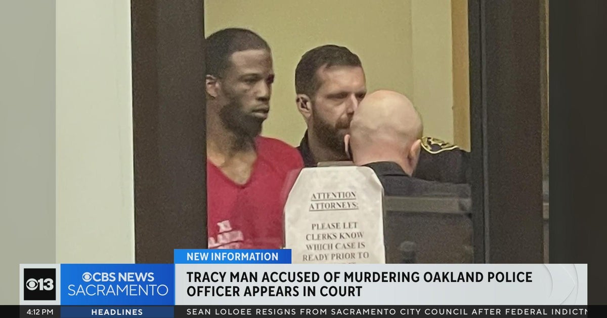 Tracy man accused of murdering Oakland police officer appears in court
