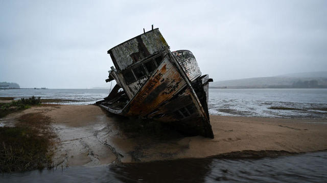 inverness-shipwreck-point-reyes-1247971362.jpg 